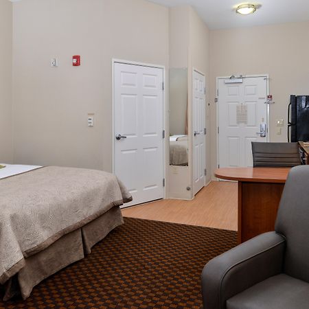 Candlewood Suites Turlock By Ihg Екстер'єр фото