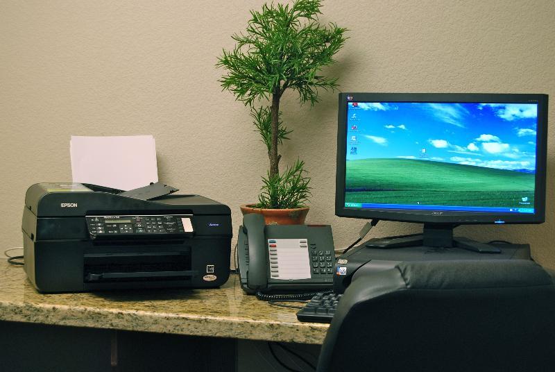 Candlewood Suites Turlock By Ihg Екстер'єр фото