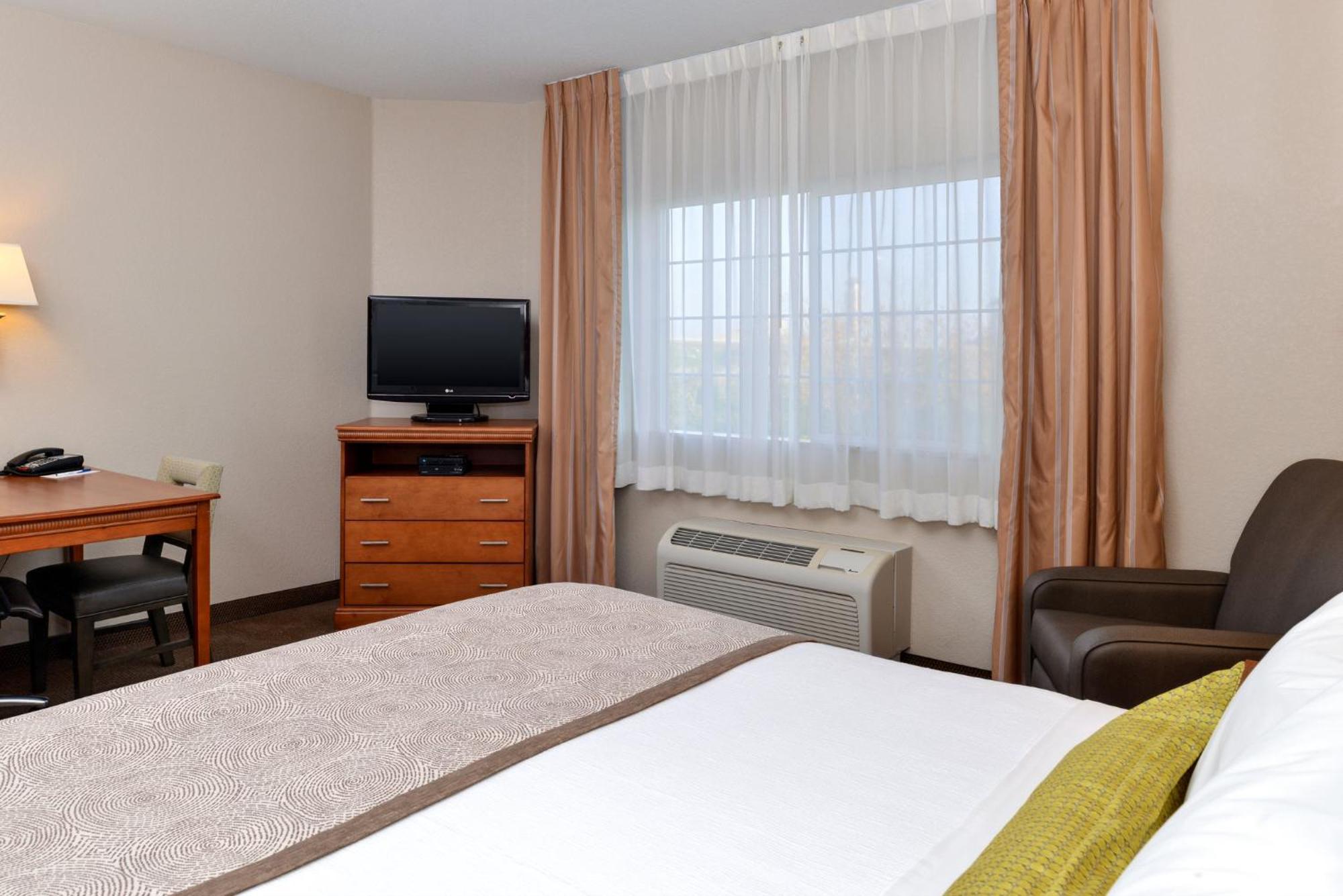 Candlewood Suites Turlock By Ihg Екстер'єр фото