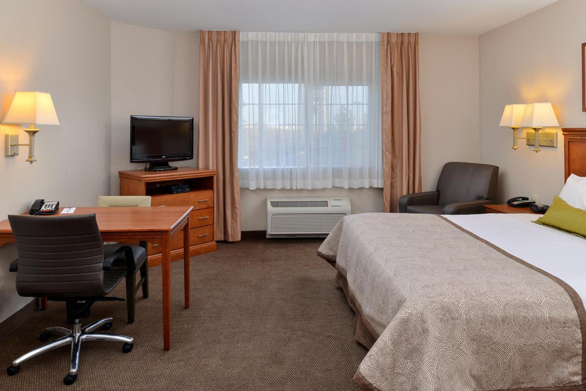 Candlewood Suites Turlock By Ihg Екстер'єр фото